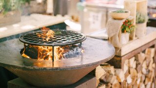 Outdoorküchen, Grill & Feuerstellen